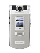 Best available price of Sony Ericsson Z800 in Austria